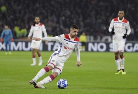 众惊叹不已 众惊叹不已